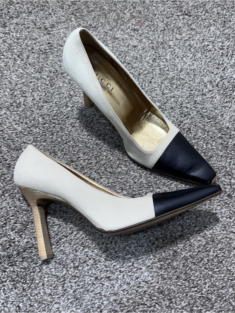 Gucci Women’s Leather Cap Toe Pumps Cream Black Gold Made in Italy Sz 8.5B - Picture 5 of 15